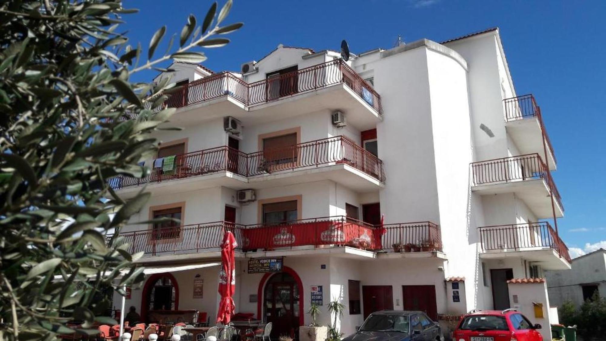 Sea Side Apartments Водице Екстериор снимка
